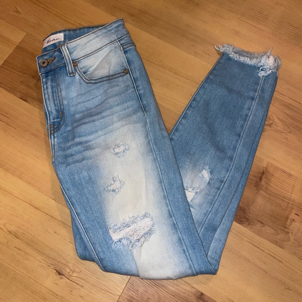 KanCan Light Wash Denim Jeans